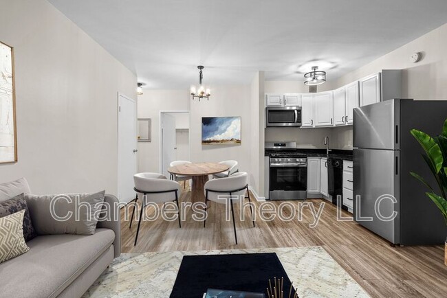 Building Photo - 2755 Ordway St NW