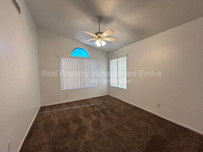 Foto del edificio - 21228 N 88th Ln
