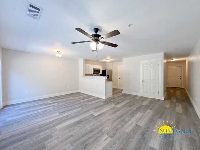 Foto del edificio - Spacious 3 Bedroom Townhome in Crestview!