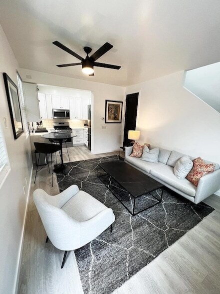 Foto del edificio - 280 Hillcrest Dr