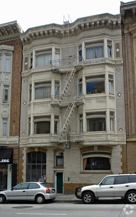 Building Photo - 1025 Bush St