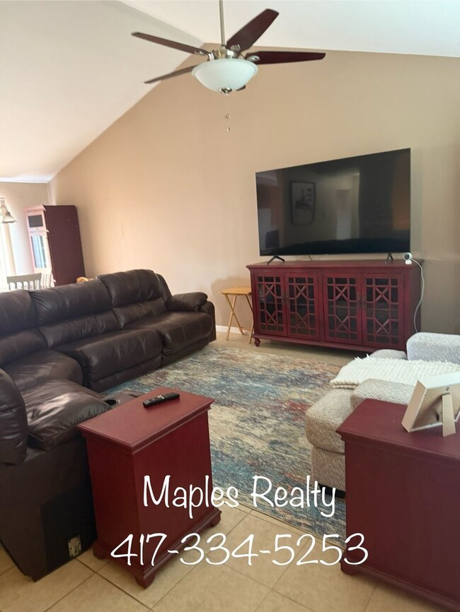 Building Photo - 3 Bed, 2.5 Bath. 2 Car Garage Patio Home f...
