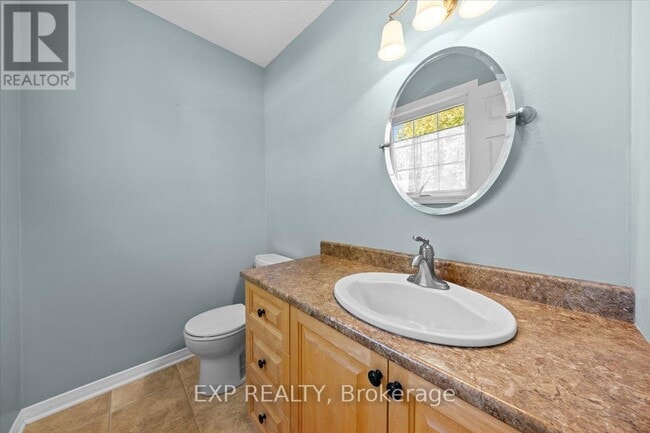 Building Photo - 1678 Boisbriand Crescent