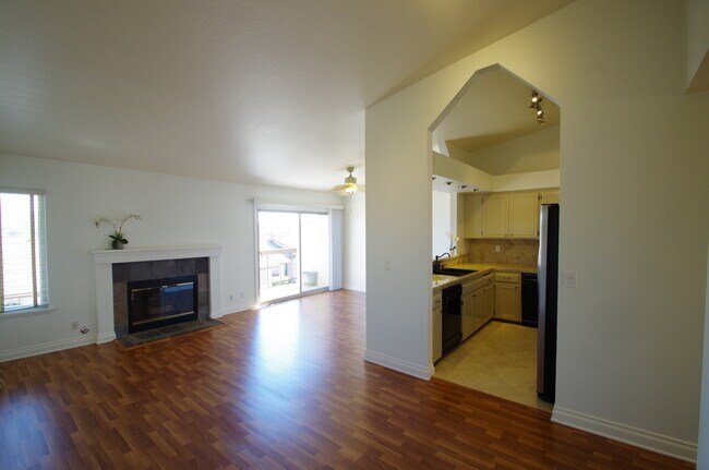 Foto del edificio - 853 Warwick Ave