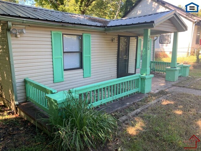 Foto del edificio - 3015 Sunset Ave