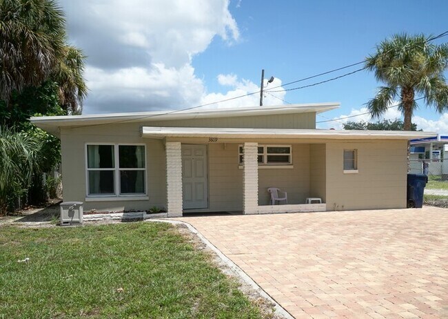 Foto del edificio - Charming 3/2 home in South Tampa