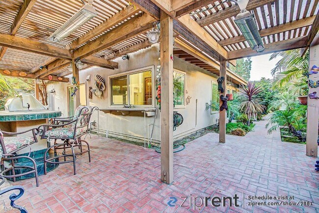 Foto del edificio - 3 br, 2 bath House - 12646 Beach Street, C...