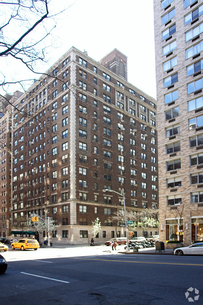 Building Photo - 440 West End Ave