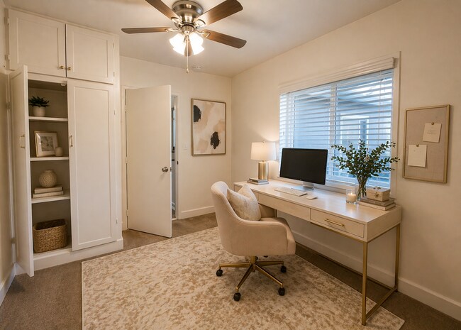 Foto del edificio - Great Normal Heights Location! IN UNIT Washer/Dryer, 2 Covered Parking Spots, Storage Locker!