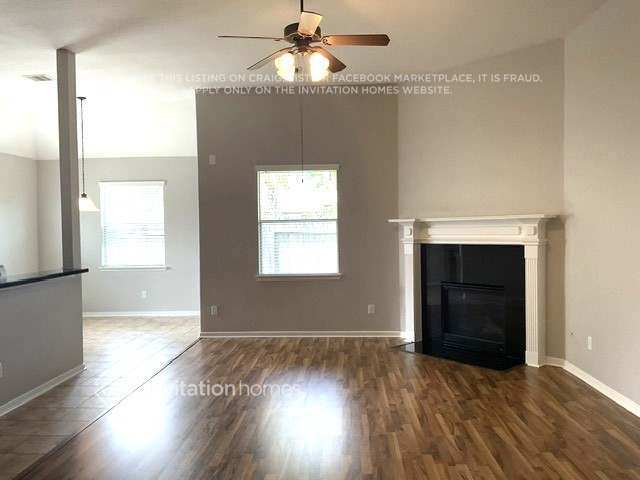 Foto principal - 625 Rocky Hollow Ln