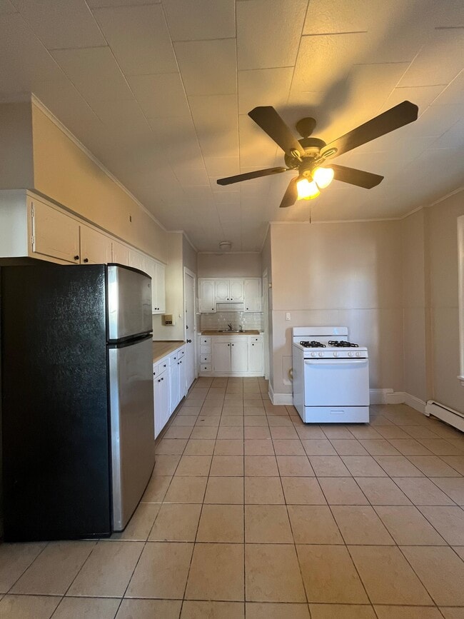 Foto del edificio - 67 W 53rd St