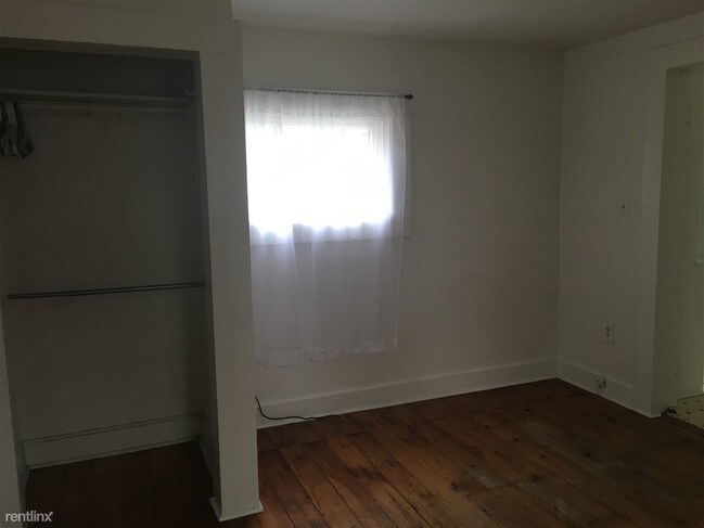 Foto del edificio - 311 W Mason St