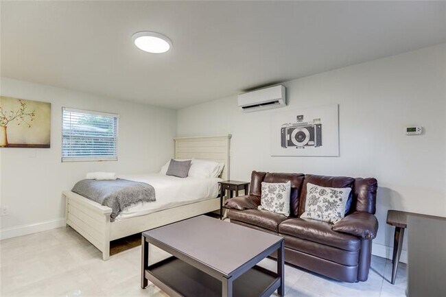 Foto del edificio - 1510 SW 25th St