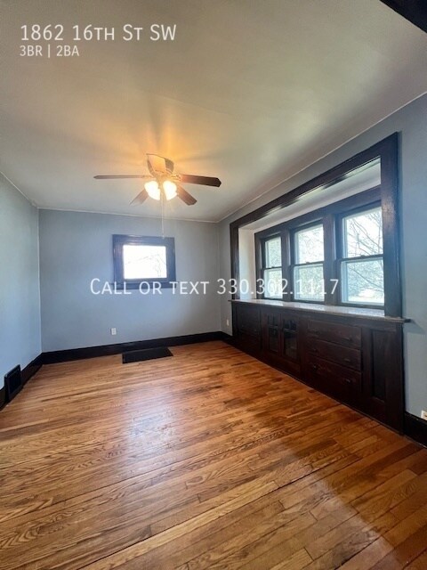 Foto del edificio - Three bedroom house for rent - Kenmore