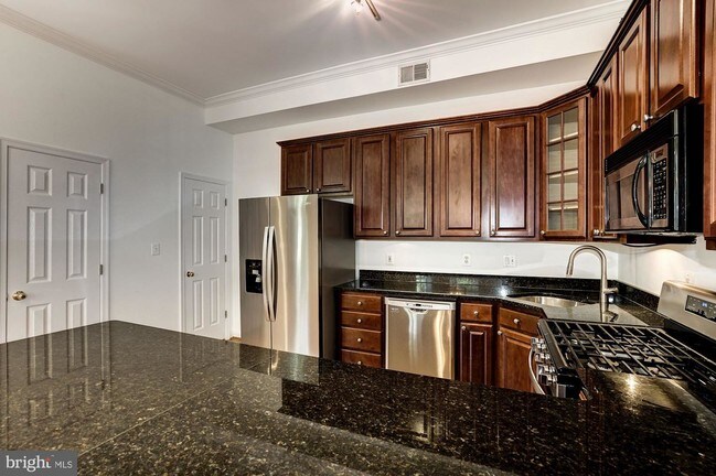 Foto del edificio - 600 Q St NW