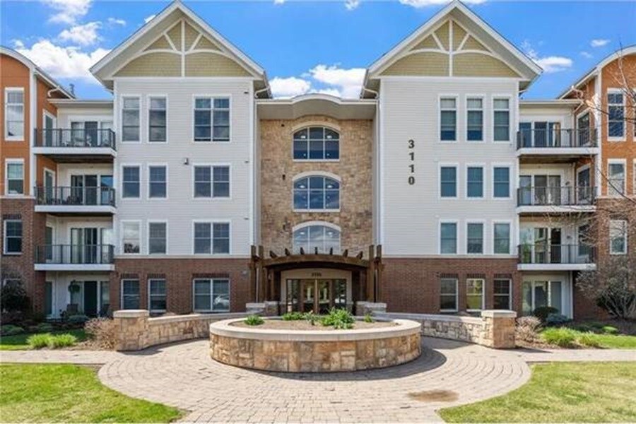 3110 N Chestnut St Unit 215, Chaska, MN 55318 Condo for Rent in