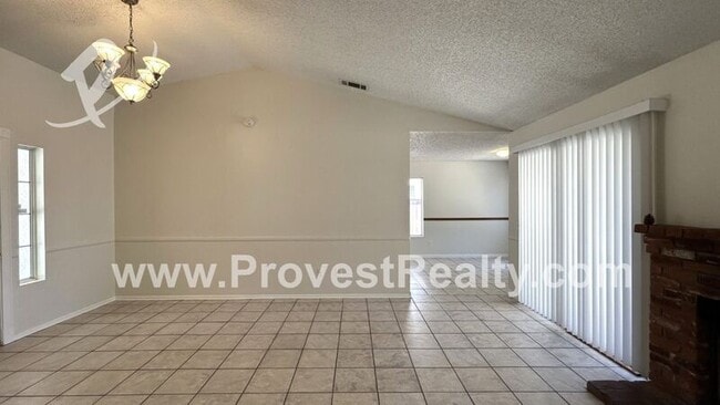 Building Photo - 13496 Vail Cir