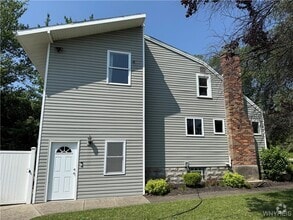 Building Photo - 7211 Packard Rd