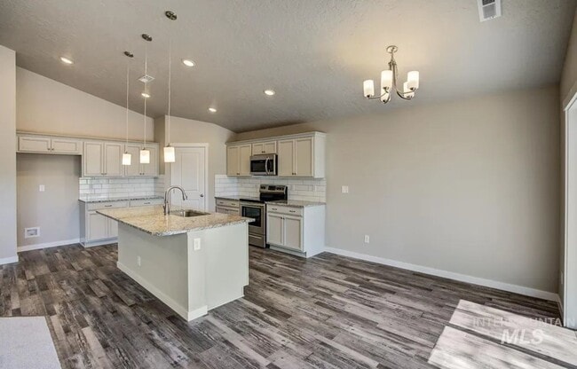Building Photo - Must See 3 bed plus a office with a 3 Car ...