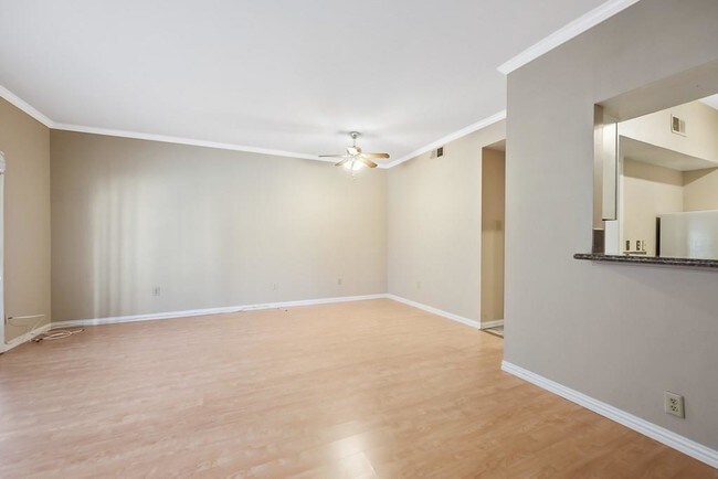 Foto del edificio - 2835 Keller Springs Rd