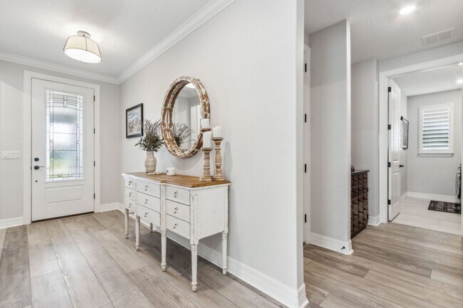 Foto del edificio - Discover the Ideal 55+ Lifestyle in Your N...