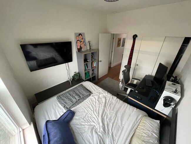 Foto del edificio - 637 Peralta Ave