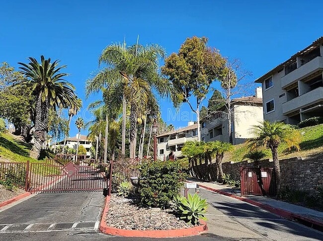 Building Photo - 3508 Paseo De Los Americanos