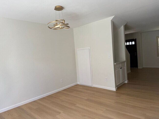 Foto del edificio - 4195 Kingsley St