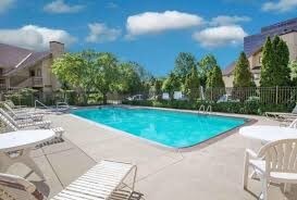Foto principal - 26700 Central Park Blvd
