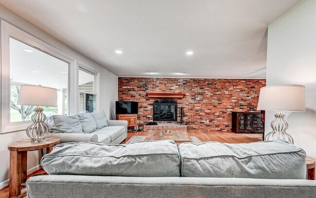 Foto del edificio - 206 Dunbeath Ct