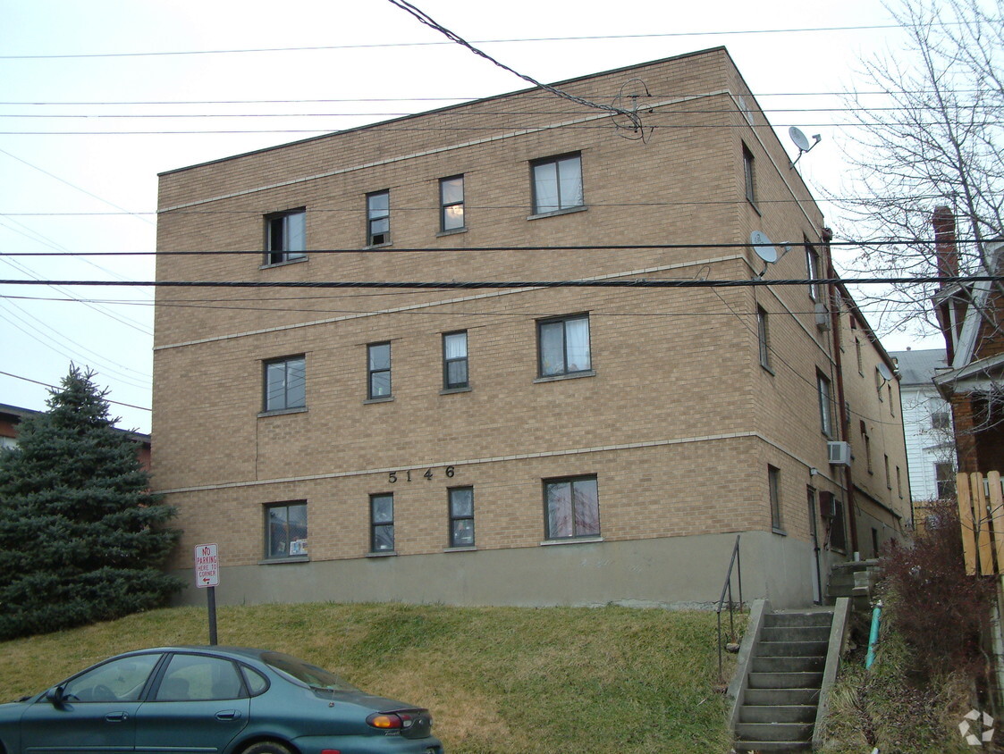 Primary Photo - 5146 Carthage Ave