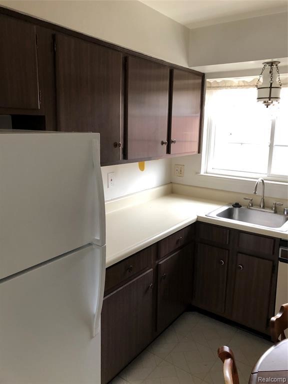 Foto del edificio - 25324 Shiawassee Cir