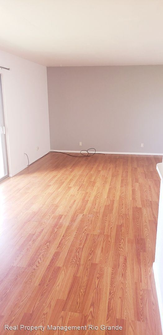 Building Photo - 2 br, 2 bath House - 602 Lakeview Cir UNIT J
