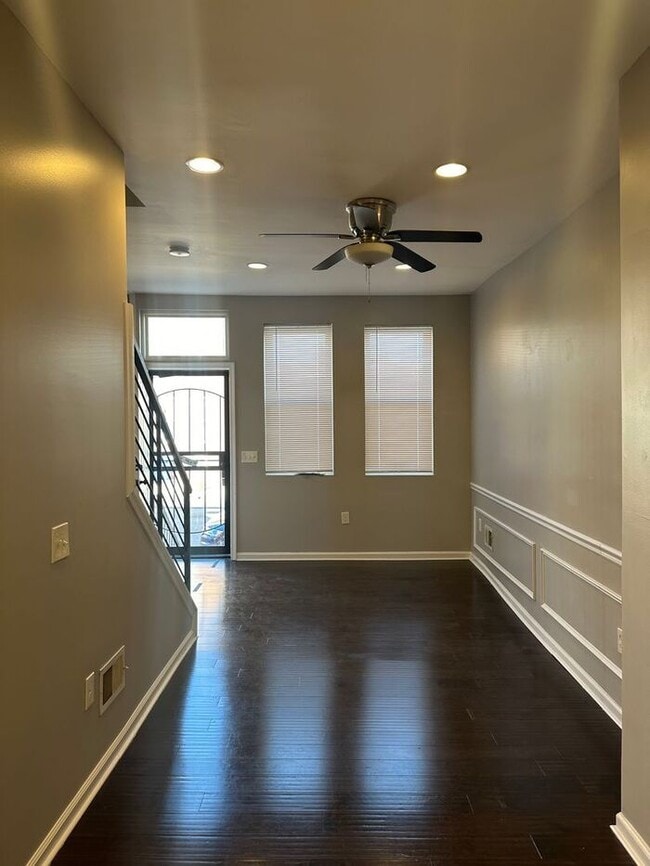 Foto del edificio - 4 bedrooms