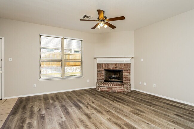 Building Photo - 415 Fisherman Trail