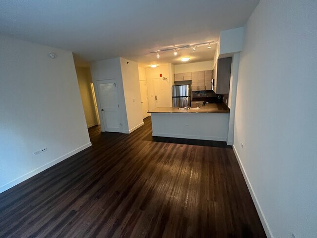 Foto del edificio - 1130 W Monroe St