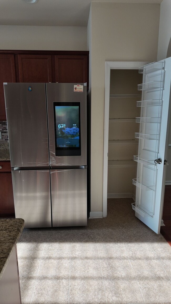 Foto del edificio - 1113 Garden Square Ln