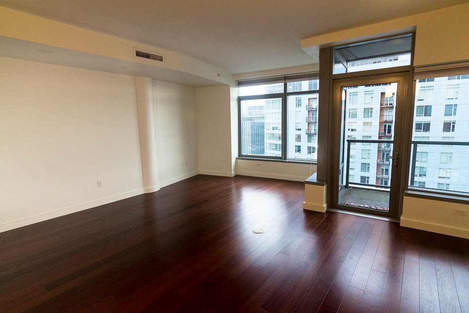 Large flexible space. - 3601 SW River Pkwy