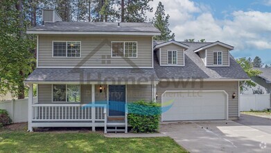 Building Photo - 6001 N Pinegrove Dr