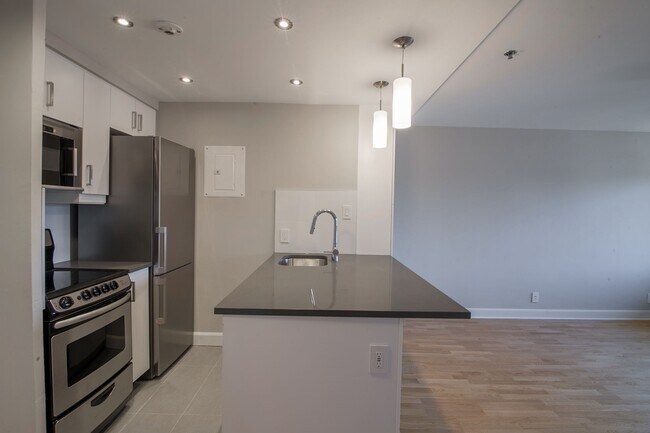 Photo du bâtiment - 3455 Rue Aylmer