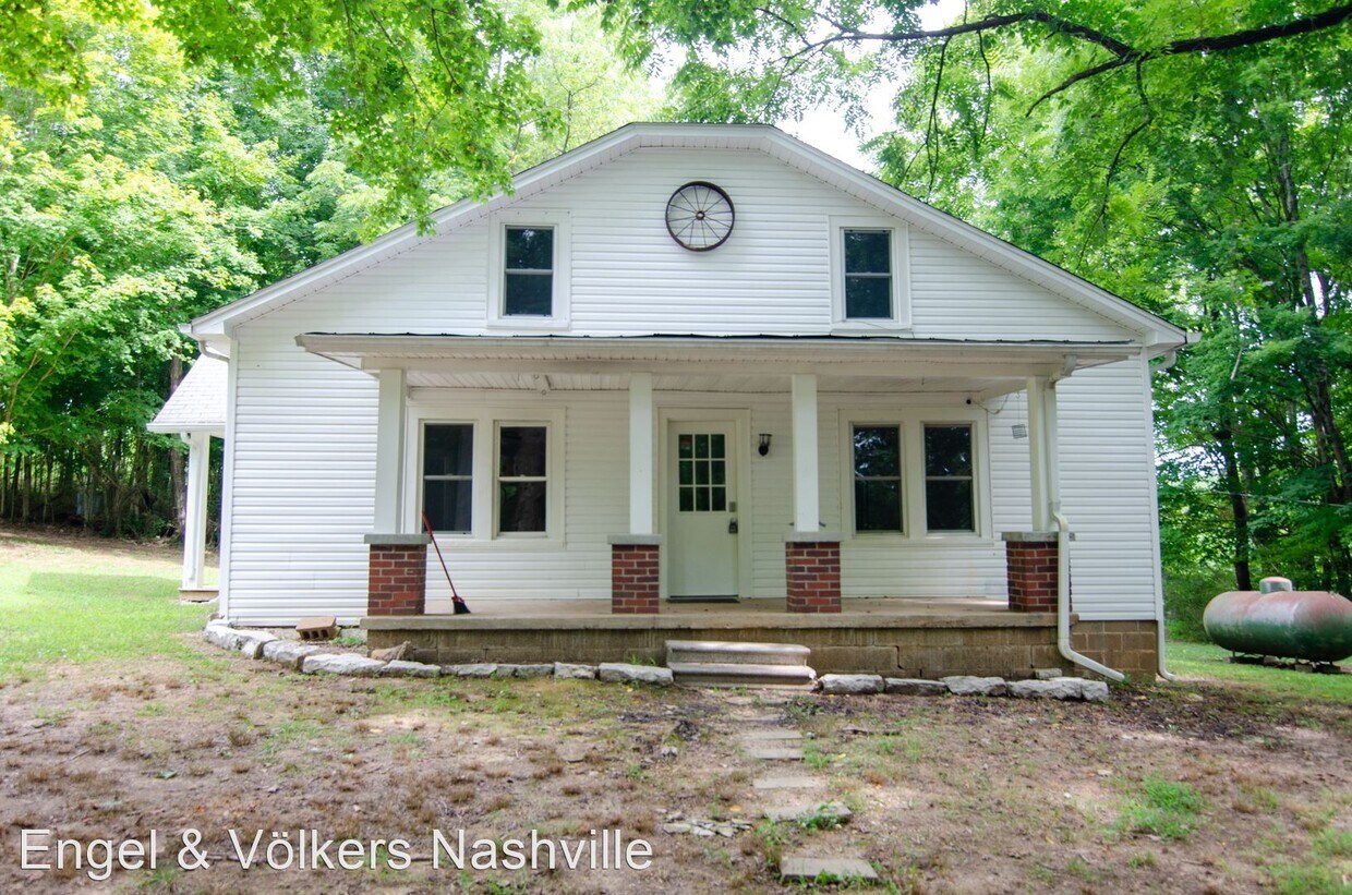 7898 Pinewood Rd, Fairview, TN 37062 House Rental in Fairview, TN