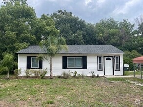Building Photo - 465 Laurina St