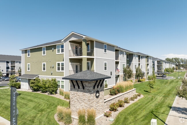 Primary - The Residences at First Street