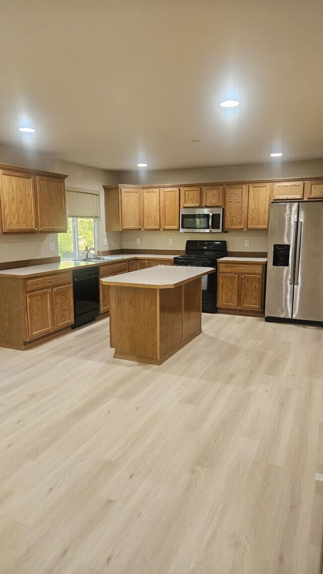 Foto del edificio - 1562 Packwood Ave