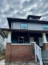 Building Photo - 431 N Oakland Ave