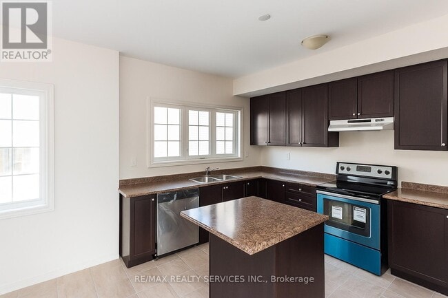 Building Photo - 106 Aspen Hills Rd