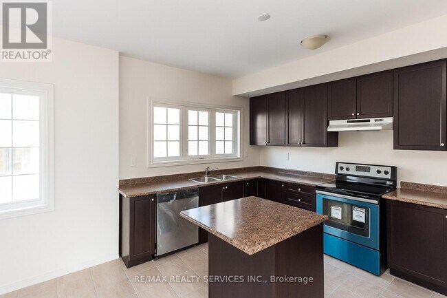 Photo du bâtiment - 106 Aspen Hills Rd