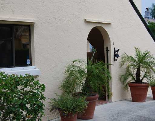 Foto principal - 1815 S Olive Ave