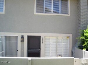 Building Photo - 1792 E Avenida De Las Flores