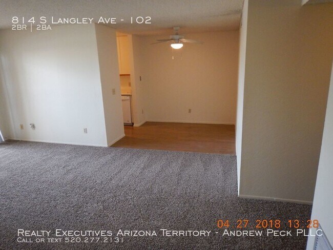 Foto del edificio - 814 S Langley Ave
